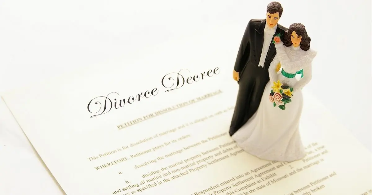 Divorce Decree and Documents